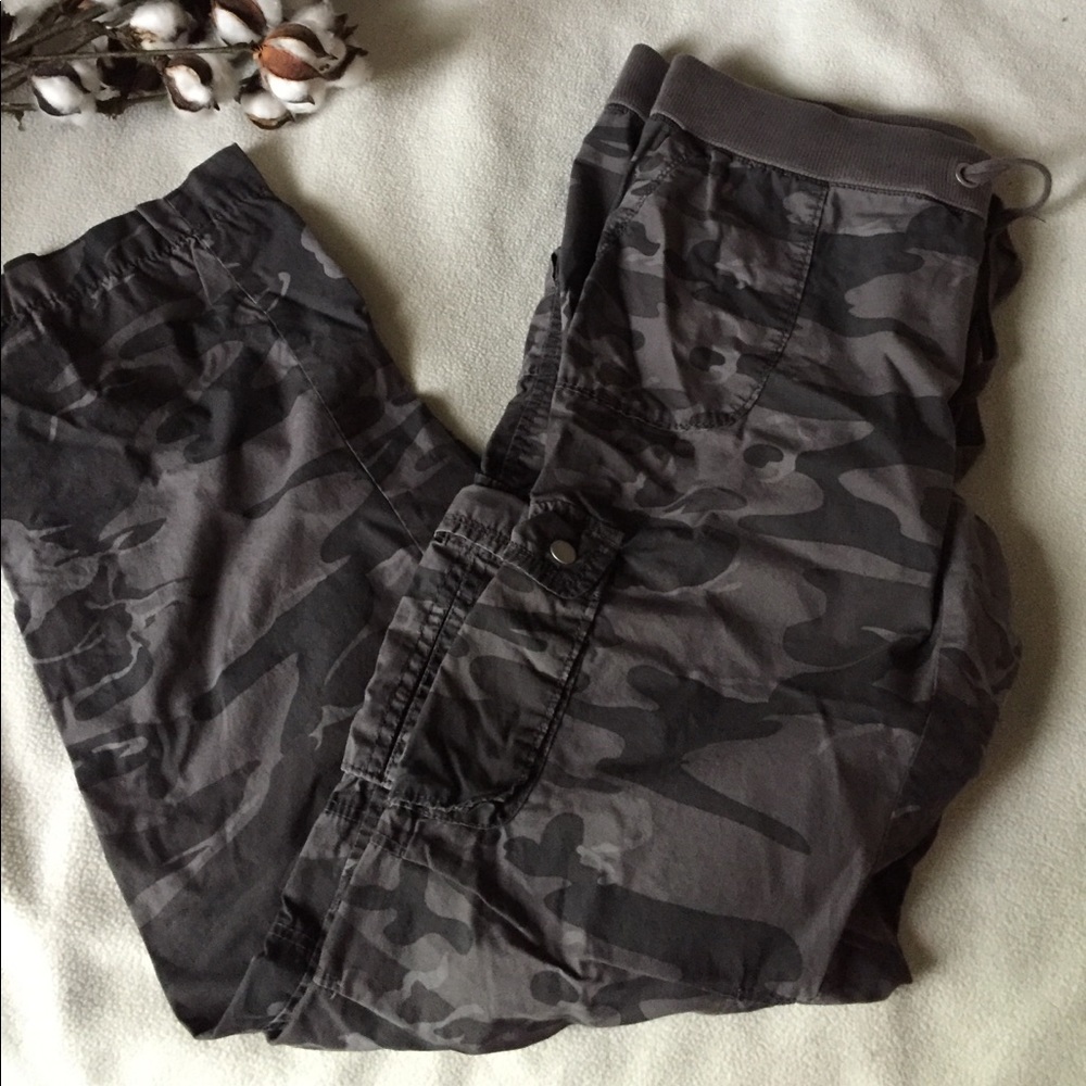 Camo cargo pants